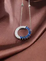 Колье из золота с бриллиантами и сапфирами